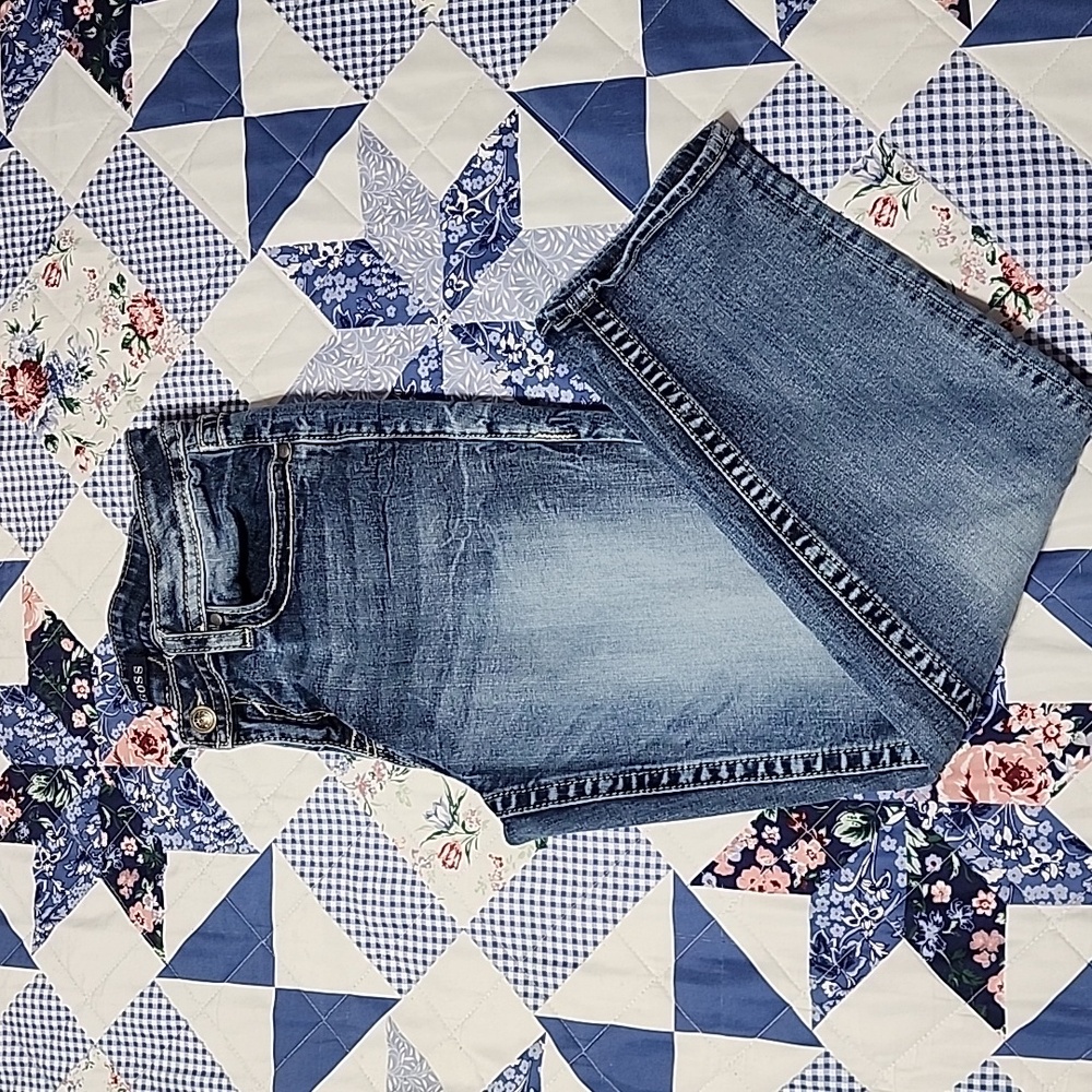 Vigoss fitted jeans size 11/12